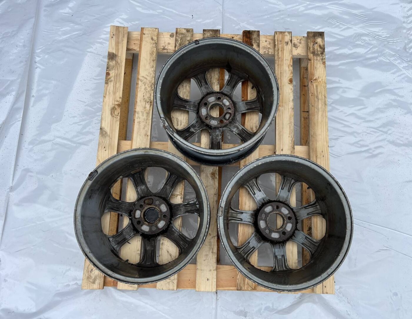 Lietais disks - vieglmetāla priekš VOLVO V60 2012 11 Lietais disks - vieglmetāla priekš VOLVO V60 2012