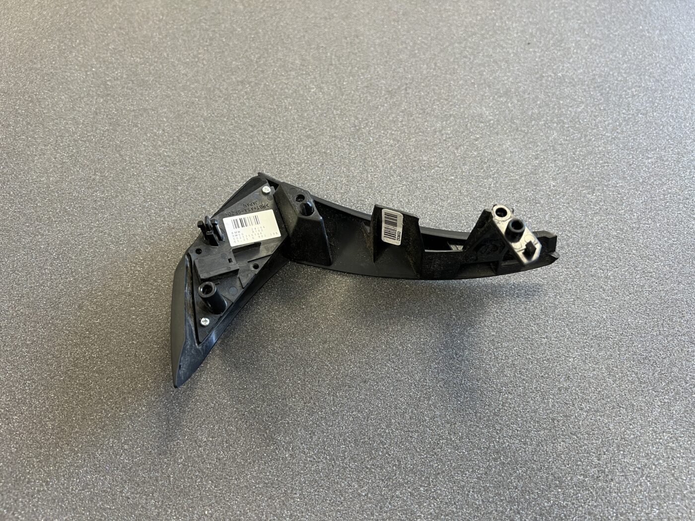 Stūres poga priekš BMW 520D E60 2006 ENG.