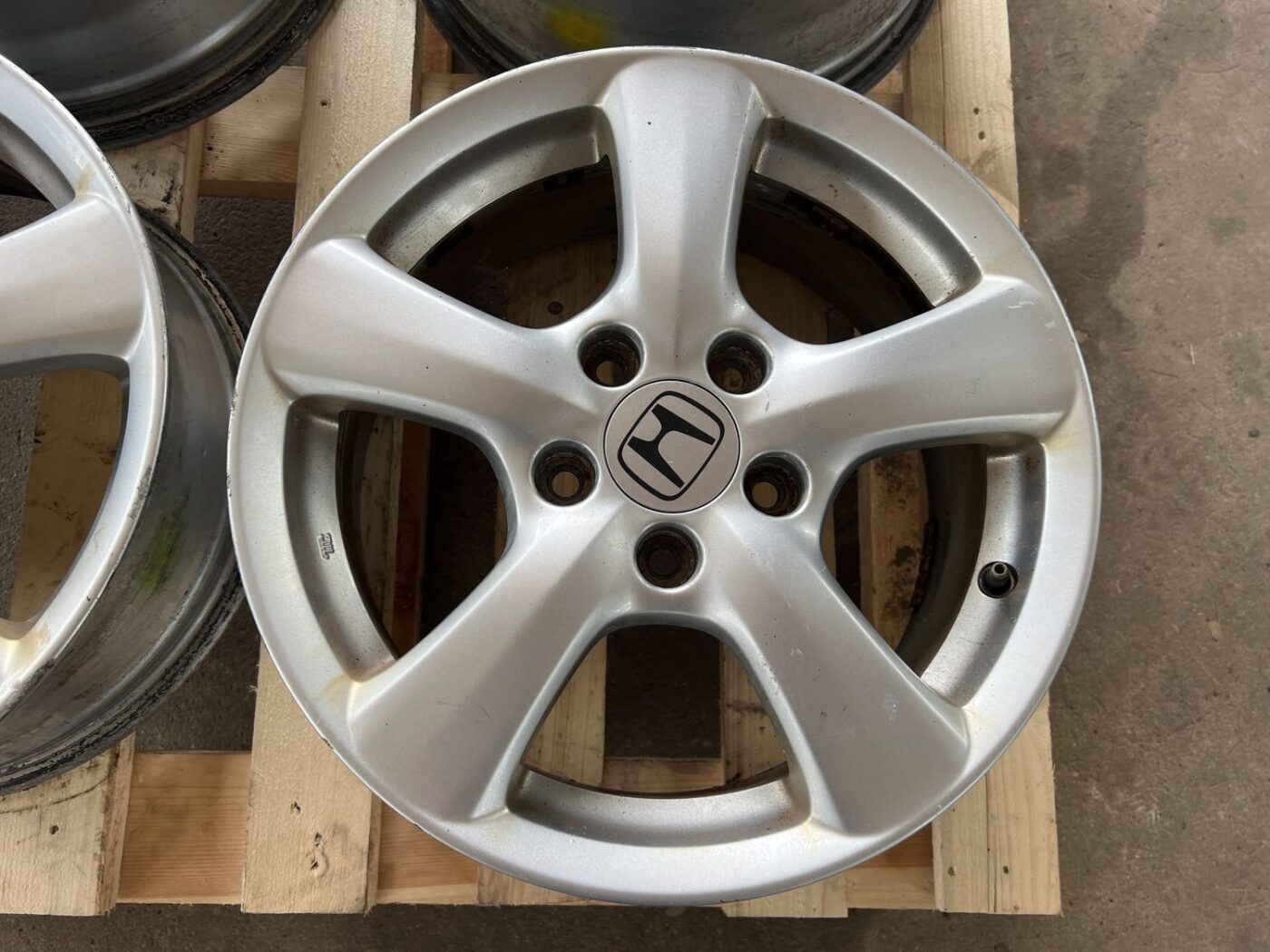 Lietie diski - vieglmetāla (kpl) priekš HONDA CIVIC 2006 12 Lietie diski - vieglmetāla (kpl) priekš HONDA CIVIC 2006