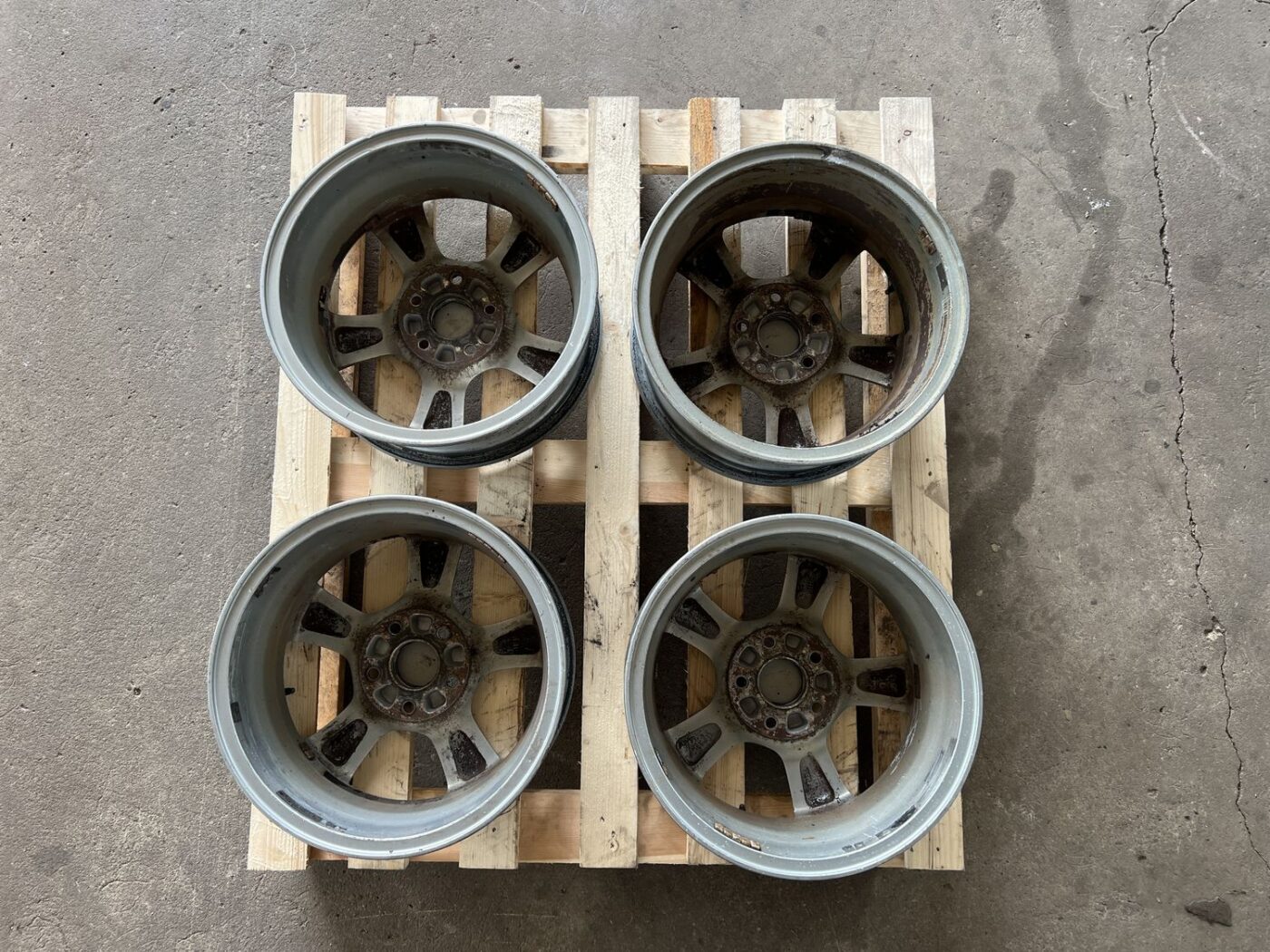 Lietie diski - vieglmetāla (kpl) priekš HONDA CIVIC 2006 7 Lietie diski - vieglmetāla (kpl) priekš HONDA CIVIC 2006