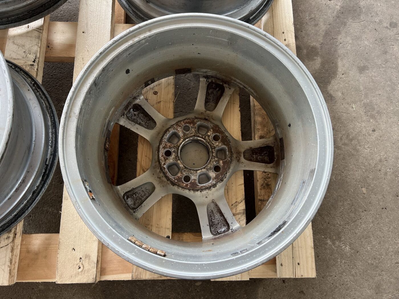 Lietie diski - vieglmetāla (kpl) priekš HONDA CIVIC 2006 5 Lietie diski - vieglmetāla (kpl) priekš HONDA CIVIC 2006