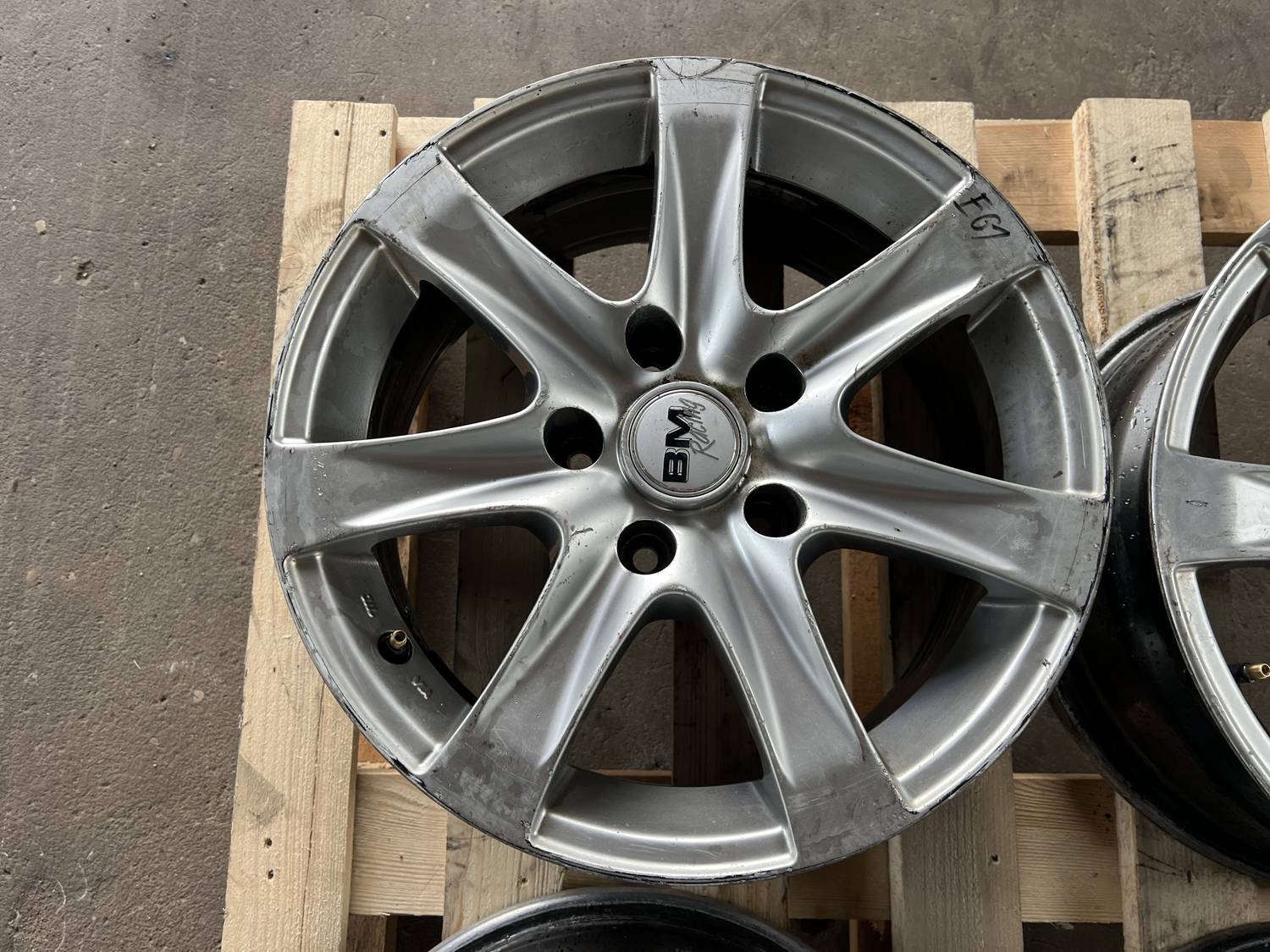 Lietie diski - vieglmetāla (kpl) priekš BMW 530D E61 2006 TOURING BLUE