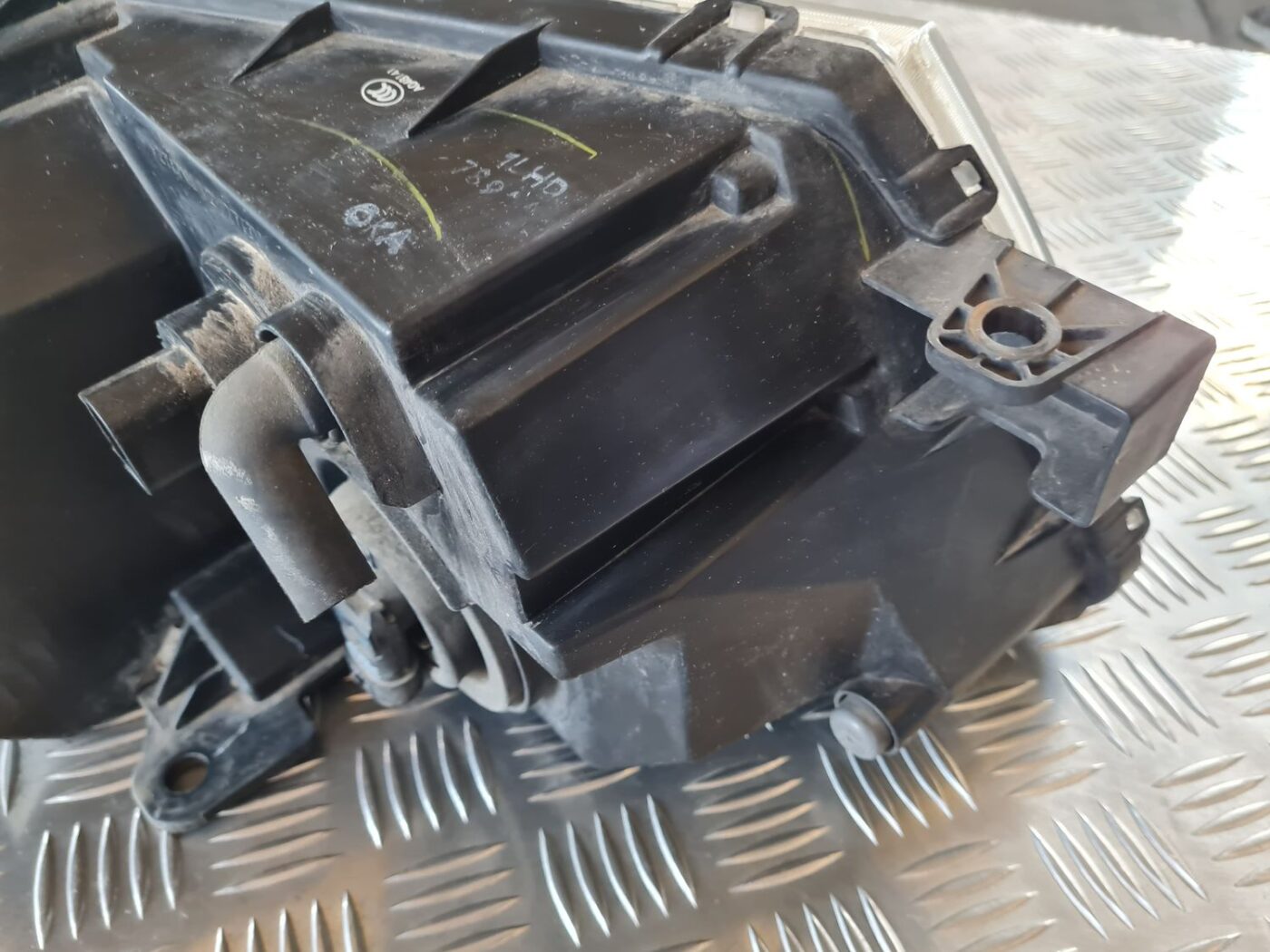 Priekšējais kreisais lukturis priekš DODGE JOURNEY 2010 6 Priekšējais kreisais lukturis priekš DODGE JOURNEY 2010