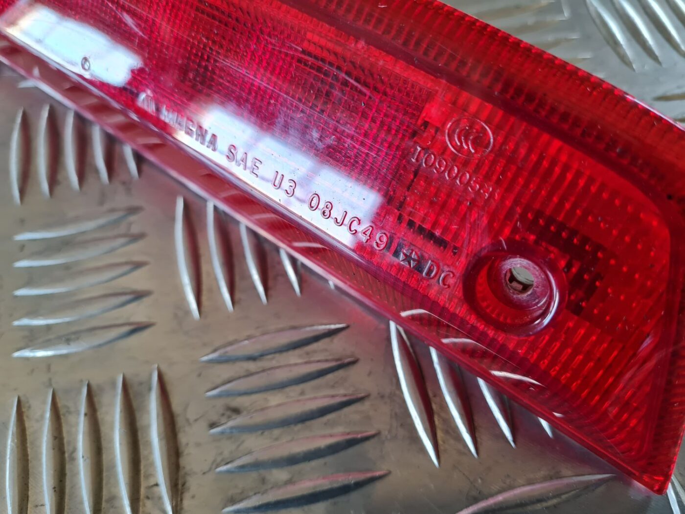 Stop signāls priekš DODGE JOURNEY 2010 2 Stop signāls priekš DODGE JOURNEY 2010