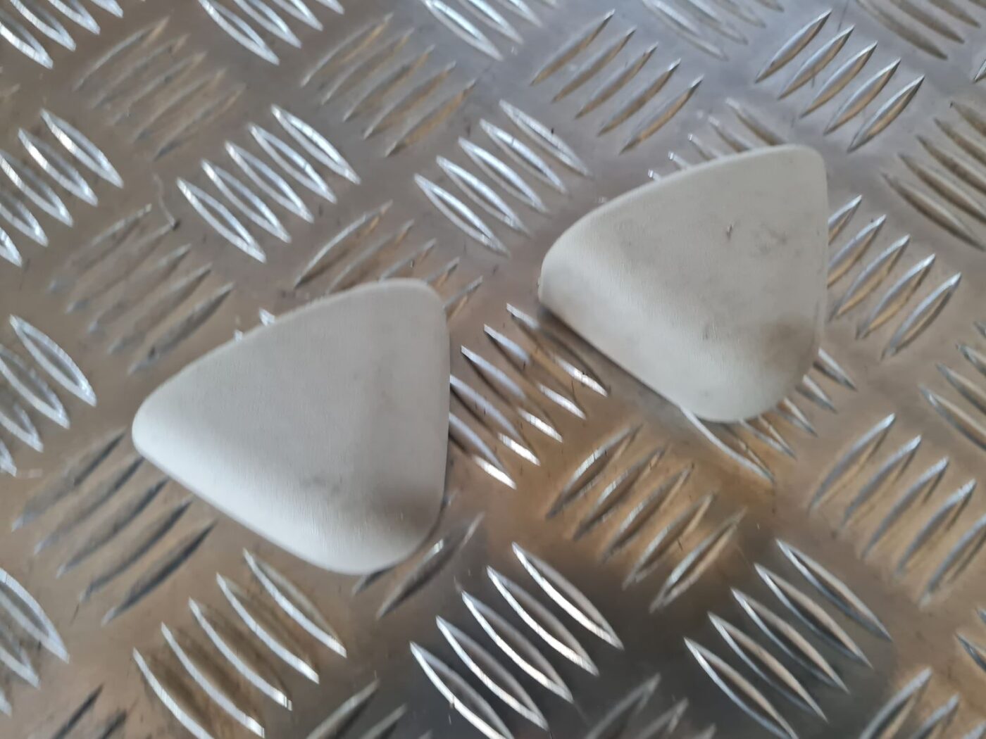 Bagāžnieka nodalījuma plastmasa priekš DODGE JOURNEY 2010