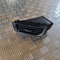 Mērinstrumentu paneļa gaisa vads, pa labi priekš DODGE JOURNEY 2010