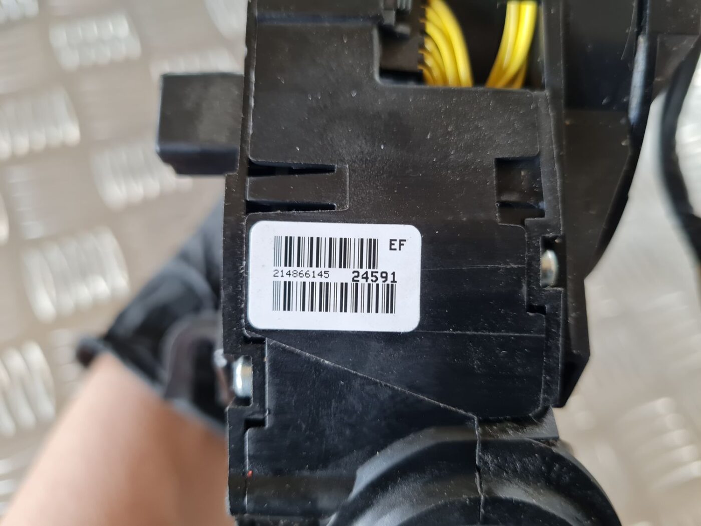 Stūres statnes slēdzis priekš DODGE JOURNEY 2010 4 Stūres statnes slēdzis priekš DODGE JOURNEY 2010