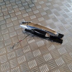 Priekšējāis labais durvju rokturis priekš DODGE JOURNEY 2010