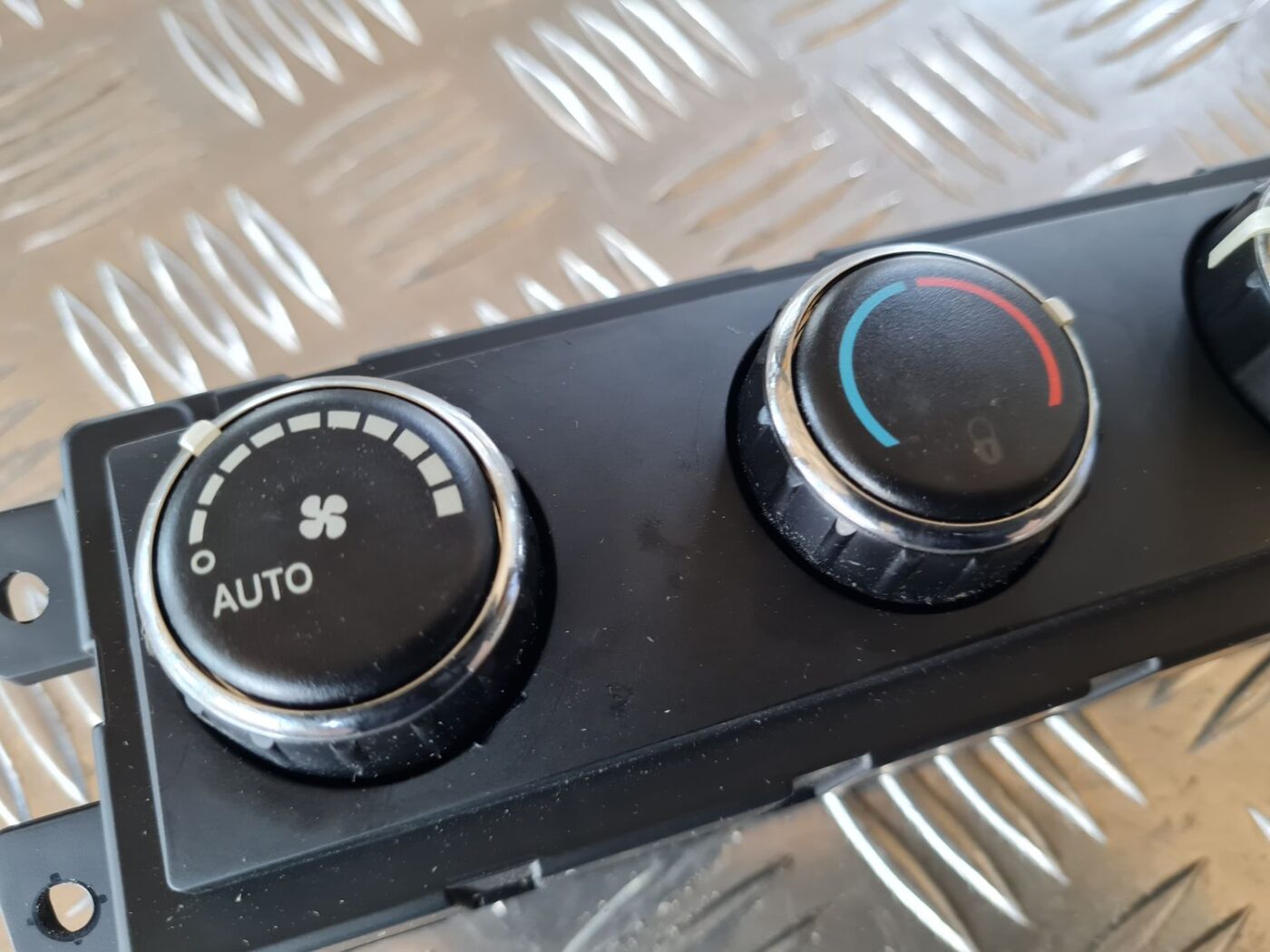 Klimata kontroles bloks priekš DODGE JOURNEY 2010