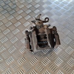 Aizmugurējais labais suports priekš DODGE JOURNEY 2010