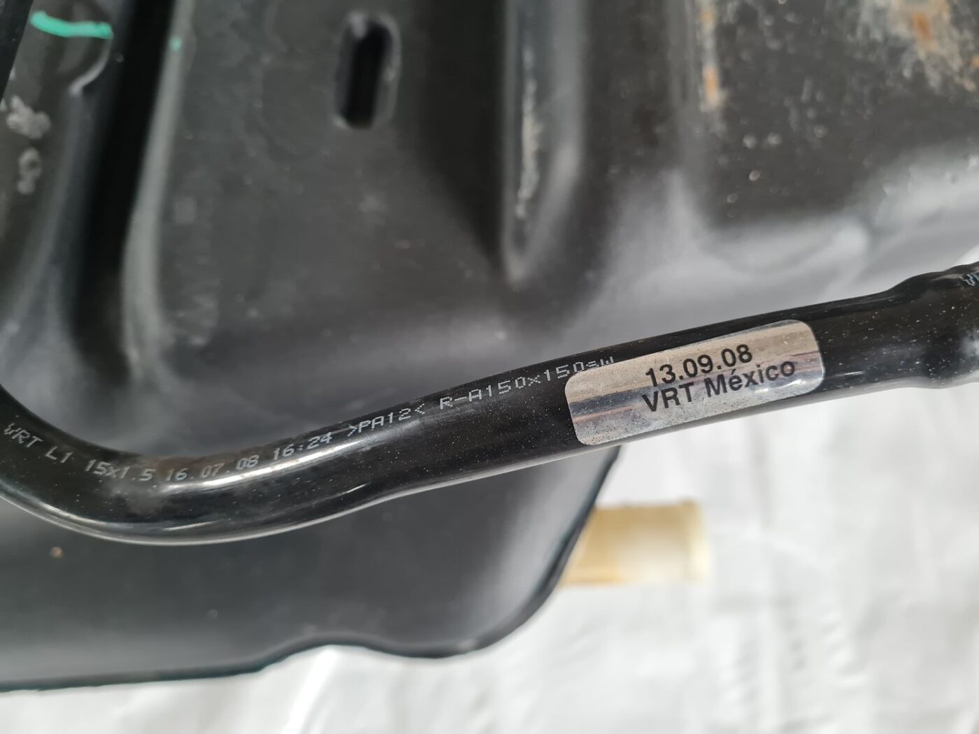 Degvielas tvertne priekš DODGE JOURNEY 2010 3 Degvielas tvertne priekš DODGE JOURNEY 2010