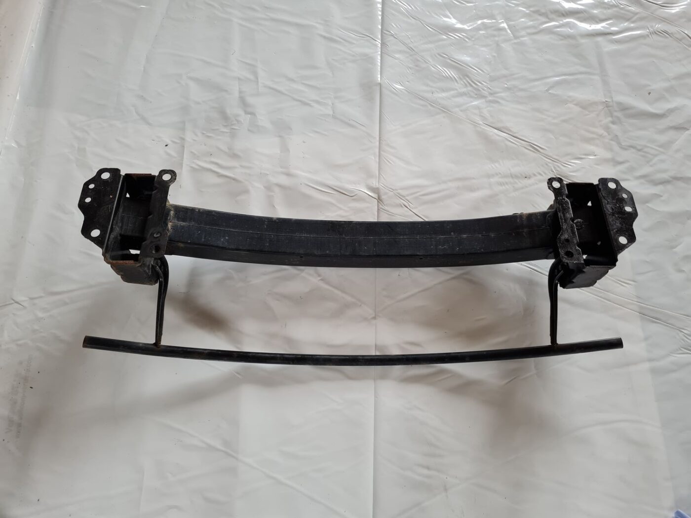 Priekšējā bufera pastiprinātājs priekš DODGE JOURNEY 2010 5 Priekšējā bufera pastiprinātājs priekš DODGE JOURNEY 2010