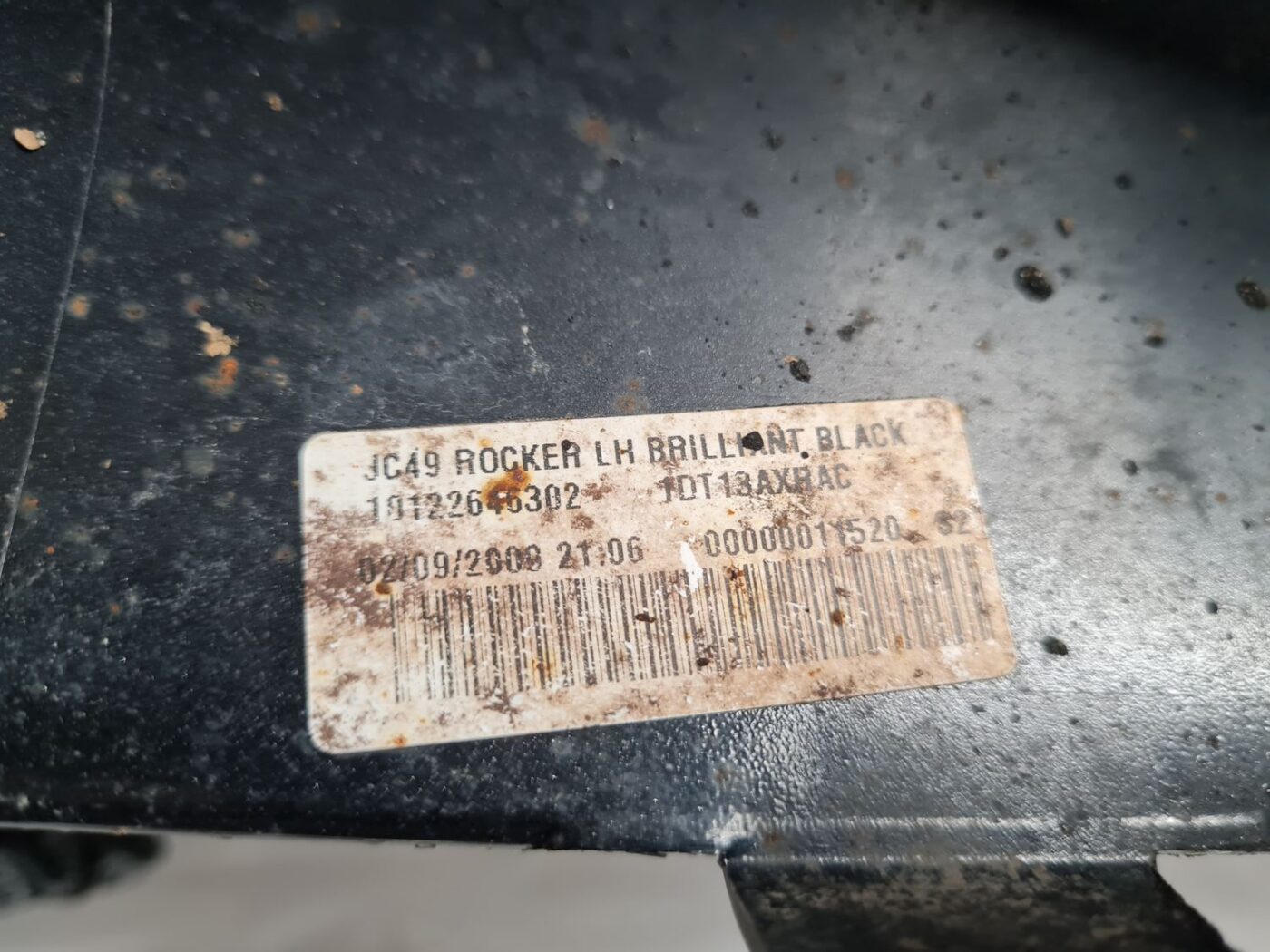 Ārēja sliekšņa kreisa uzlika priekš DODGE JOURNEY 2010 3 Ārēja sliekšņa kreisa uzlika priekš DODGE JOURNEY 2010