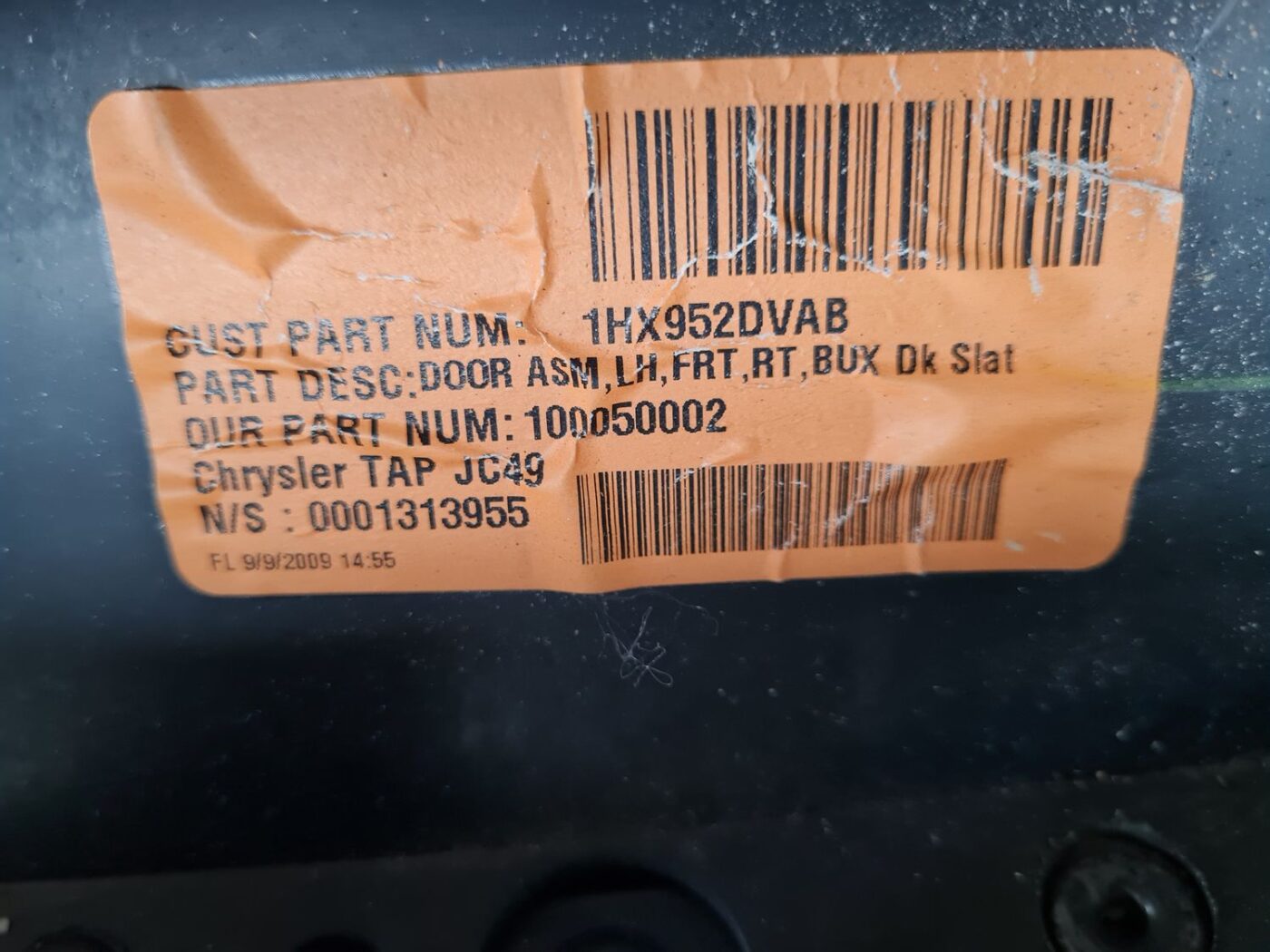 Priekšējo kreiso durvju apdare priekš DODGE JOURNEY 2010 3 Priekšējo kreiso durvju apdare priekš DODGE JOURNEY 2010