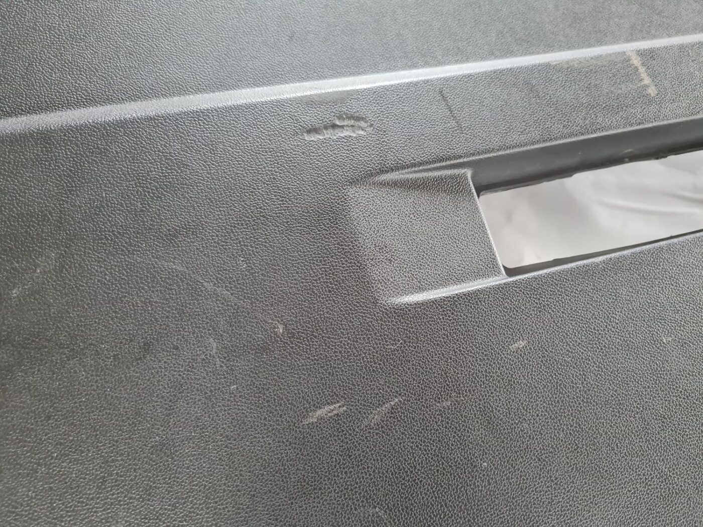 Bagāžnieka vāka liela apdare priekš DODGE JOURNEY 2010