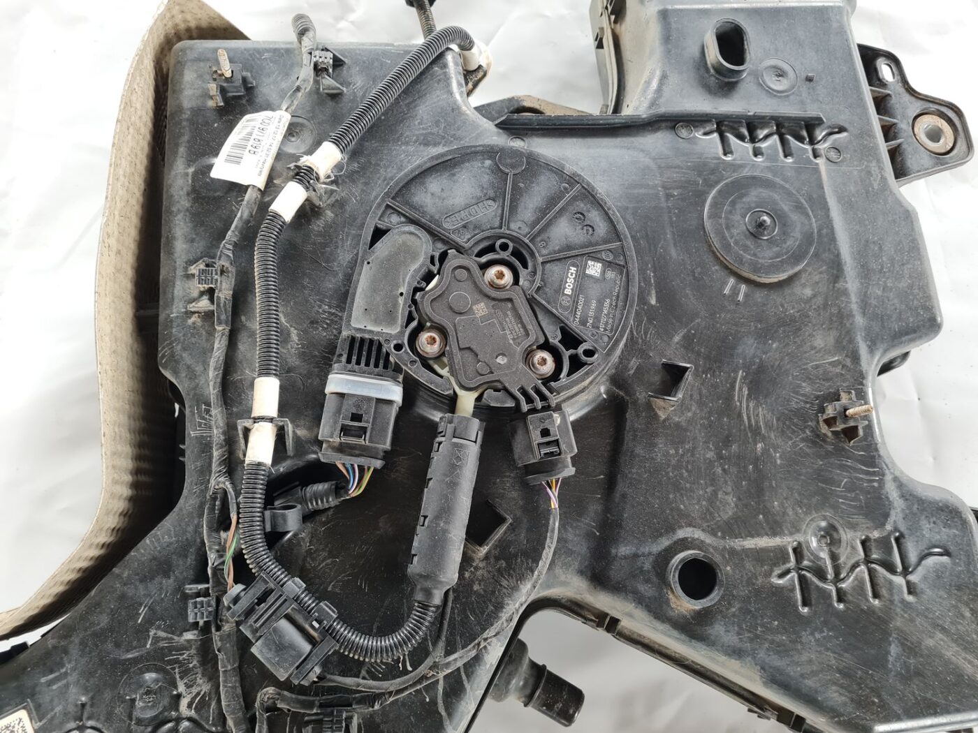 ADBlue tvertne priekš VW CRAFTER 2018