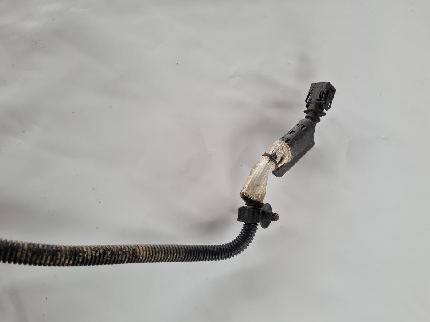 ADBlue tvertne priekš VW CRAFTER 2018