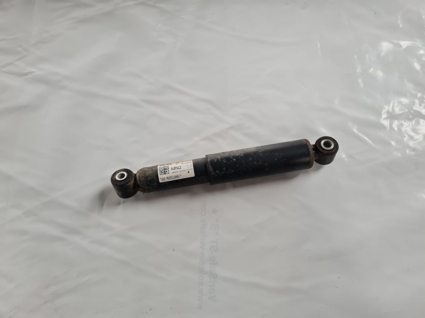 Aizmugurējais amortizators priekš VW CRAFTER 2018 1 Aizmugurējais amortizators priekš VW CRAFTER 2018