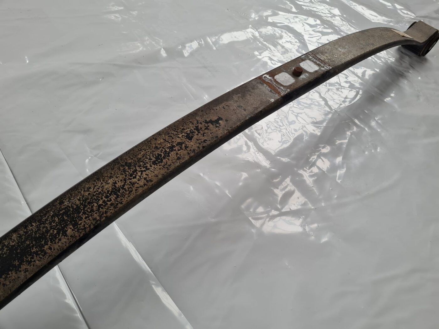 Atsperlāga/resora priekš VW CRAFTER 2018 5 Atsperlāga/resora priekš VW CRAFTER 2018