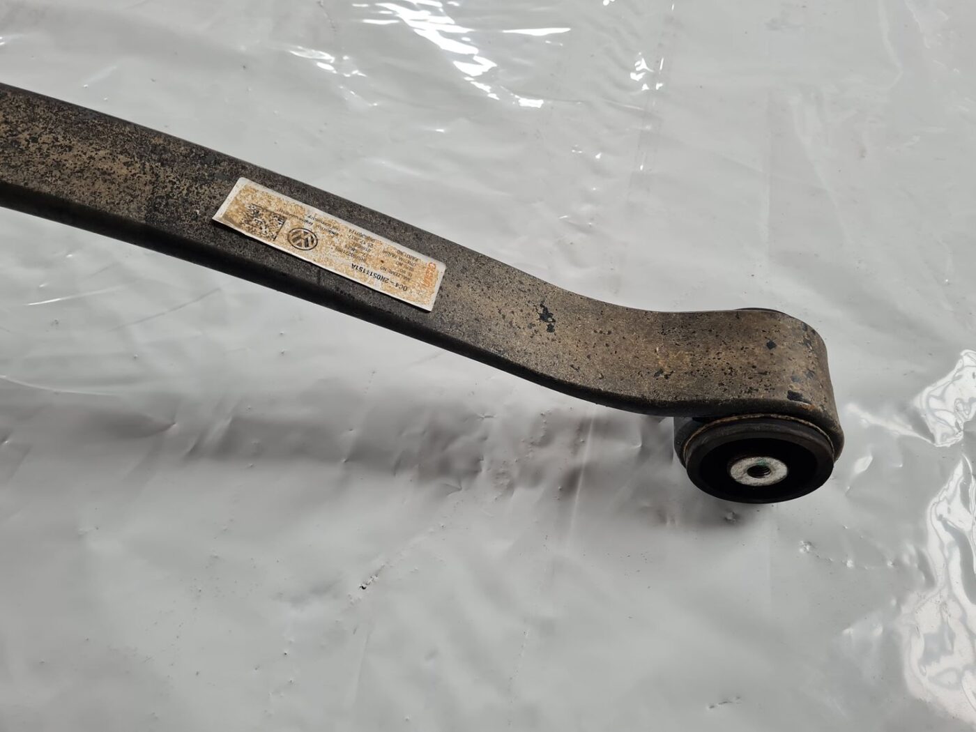 Atsperlāga/resora priekš VW CRAFTER 2018 4 Atsperlāga/resora priekš VW CRAFTER 2018