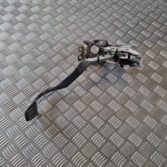 Sajūga pedālis priekš TOYOTA AURIS 2007