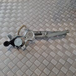 Stikla pacelšanas mehānisms priekšējais labais priekš TOYOTA AURIS 2007