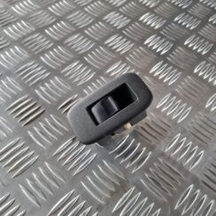 Stikla pacelšanas poga priekš TOYOTA AURIS 2007