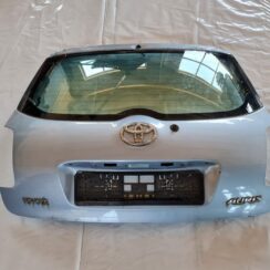 Bagāžnieka vāks priekš TOYOTA AURIS 2007