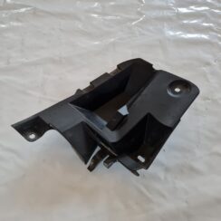 Aizmugurēja bufera aizsargs priekš TOYOTA AURIS 2007