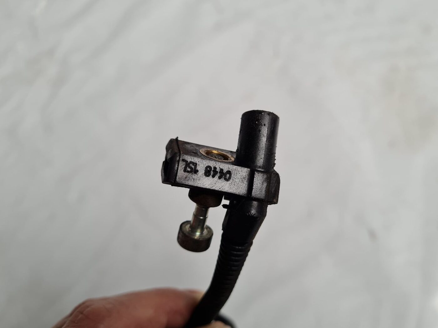 Kloķvārpstas devējs priekš VW GOLF 5 2004 4 Kloķvārpstas devējs priekš VW GOLF 5 2004