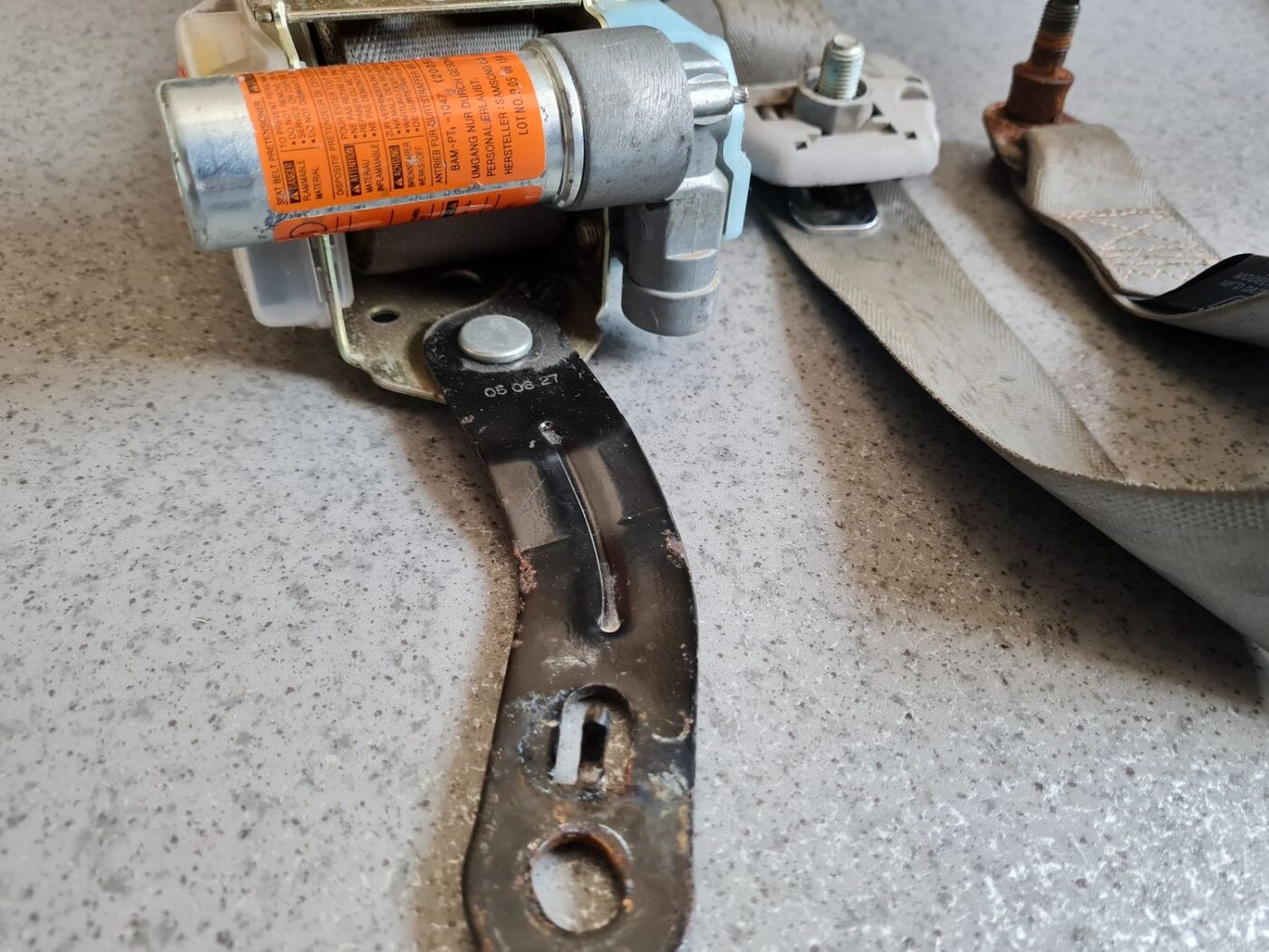 Priekšējā labā drošības josta priekš KIA PICANTO 2006 2 Priekšējā labā drošības josta priekš KIA PICANTO 2006