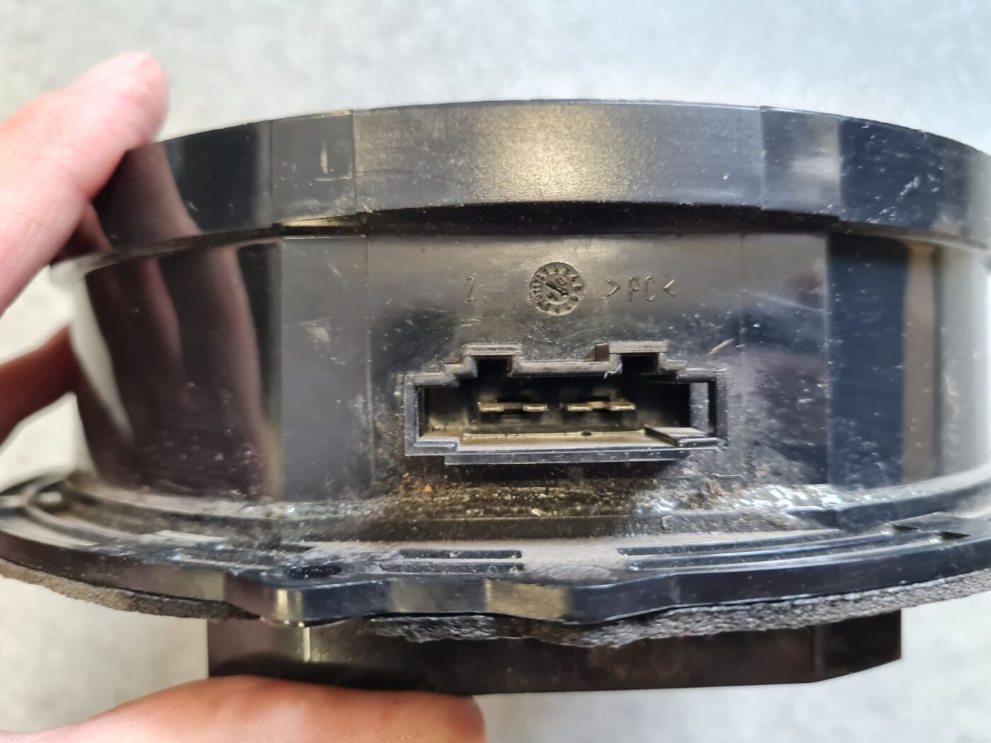 Durvju skaļrunis, apakšā priekš VW TOURAN 2005 3 Durvju skaļrunis, apakšā priekš VW TOURAN 2005