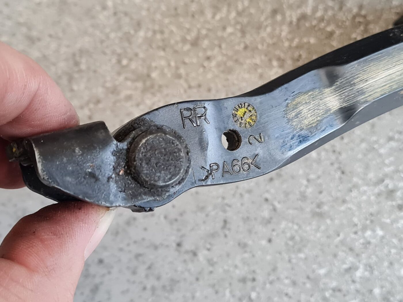 Durvju pietura priekš VOLVO S40 2007 3 Durvju pietura priekš VOLVO S40 2007