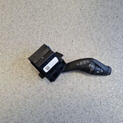 Stikla tīrītāja slēdzis priekš FORD FOCUS 2016 UNIVERSAL