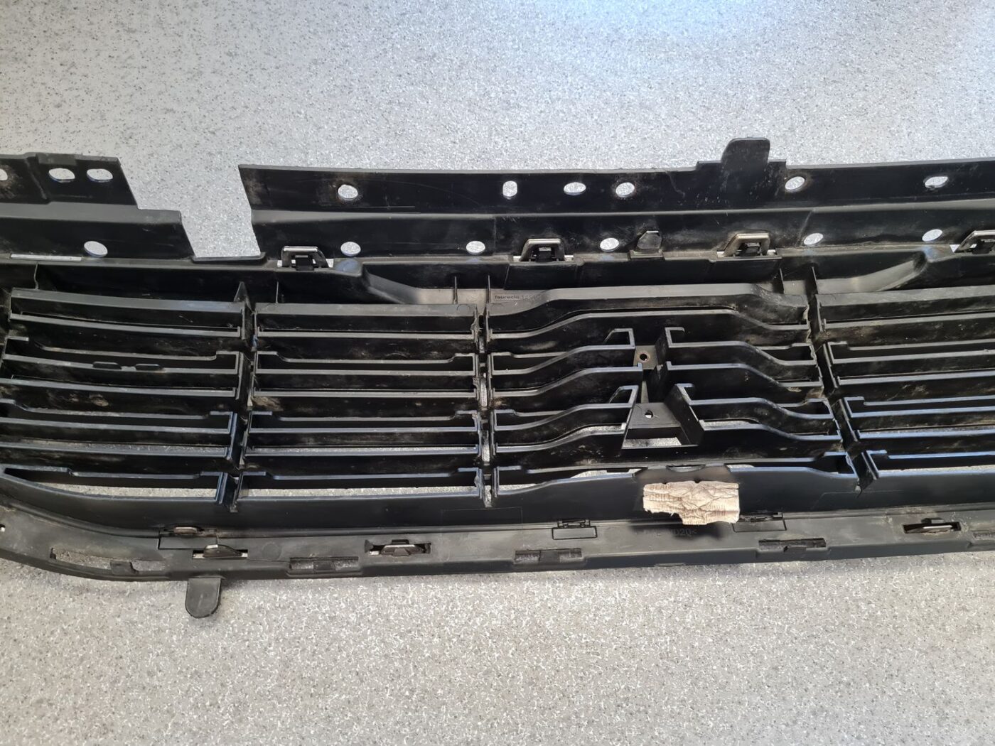 Bufera reste priekš PEUGEOT 508 2014-2016