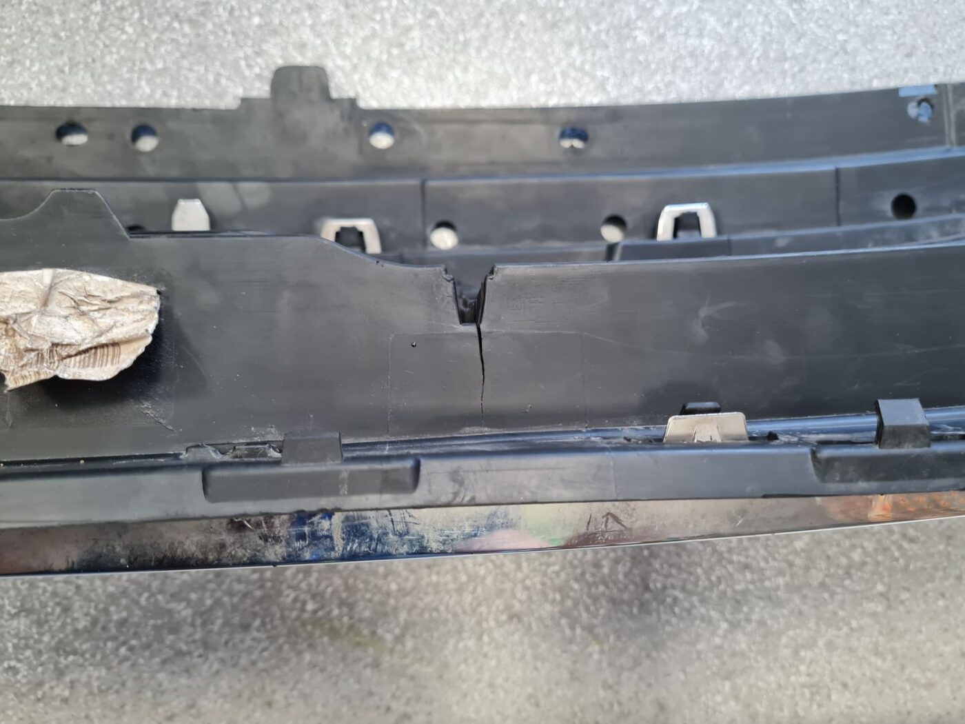 Bufera reste priekš PEUGEOT 508 2014-2016