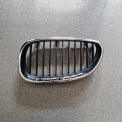 Bufera reste priekš BMW 525 E60 2004 BLACK