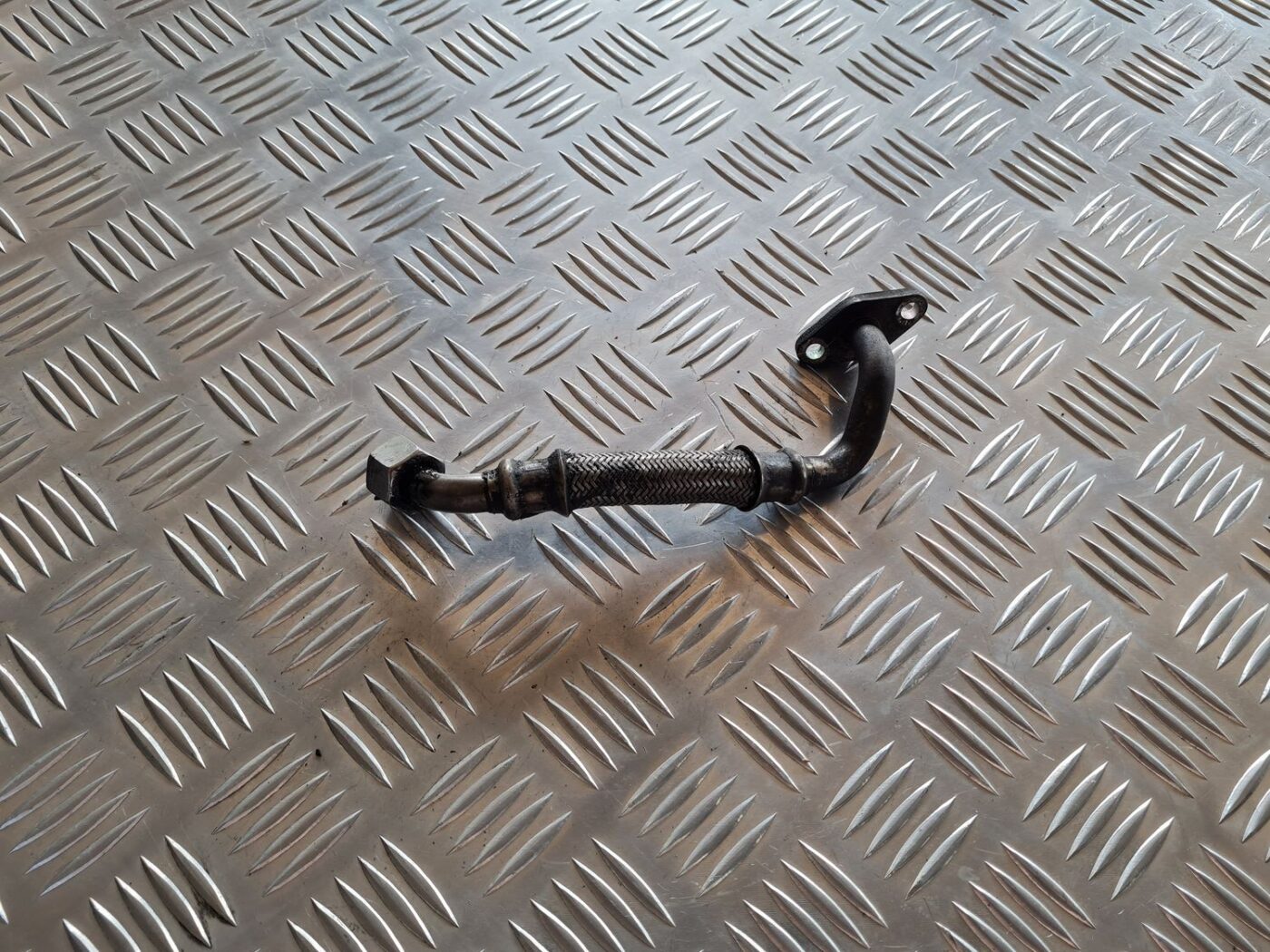 Turbīnas caurule priekš VW PASSAT 2004 UNIVERSAL GREY