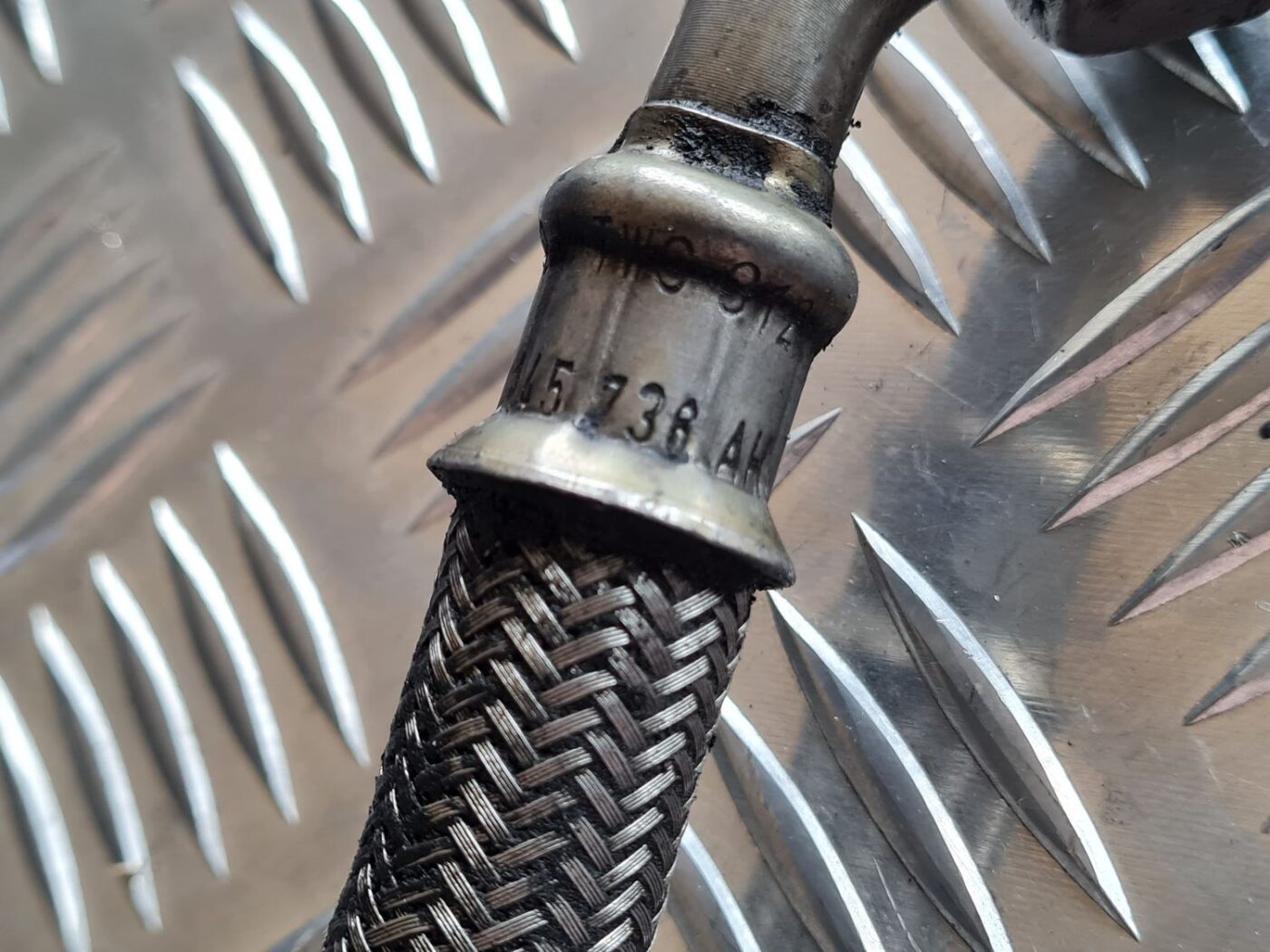 Turbīnas caurule priekš VW PASSAT 2004 UNIVERSAL GREY