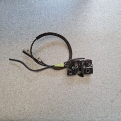 Pārsega slēdzene priekš VW GOLF 2014