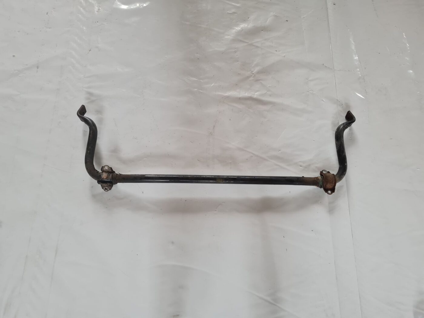 Priekšējais stabilizators priekš VW PASSAT 2004 UNIVERSAL GREY 1 Priekšējais stabilizators priekš VW PASSAT 2004 UNIVERSAL GREY