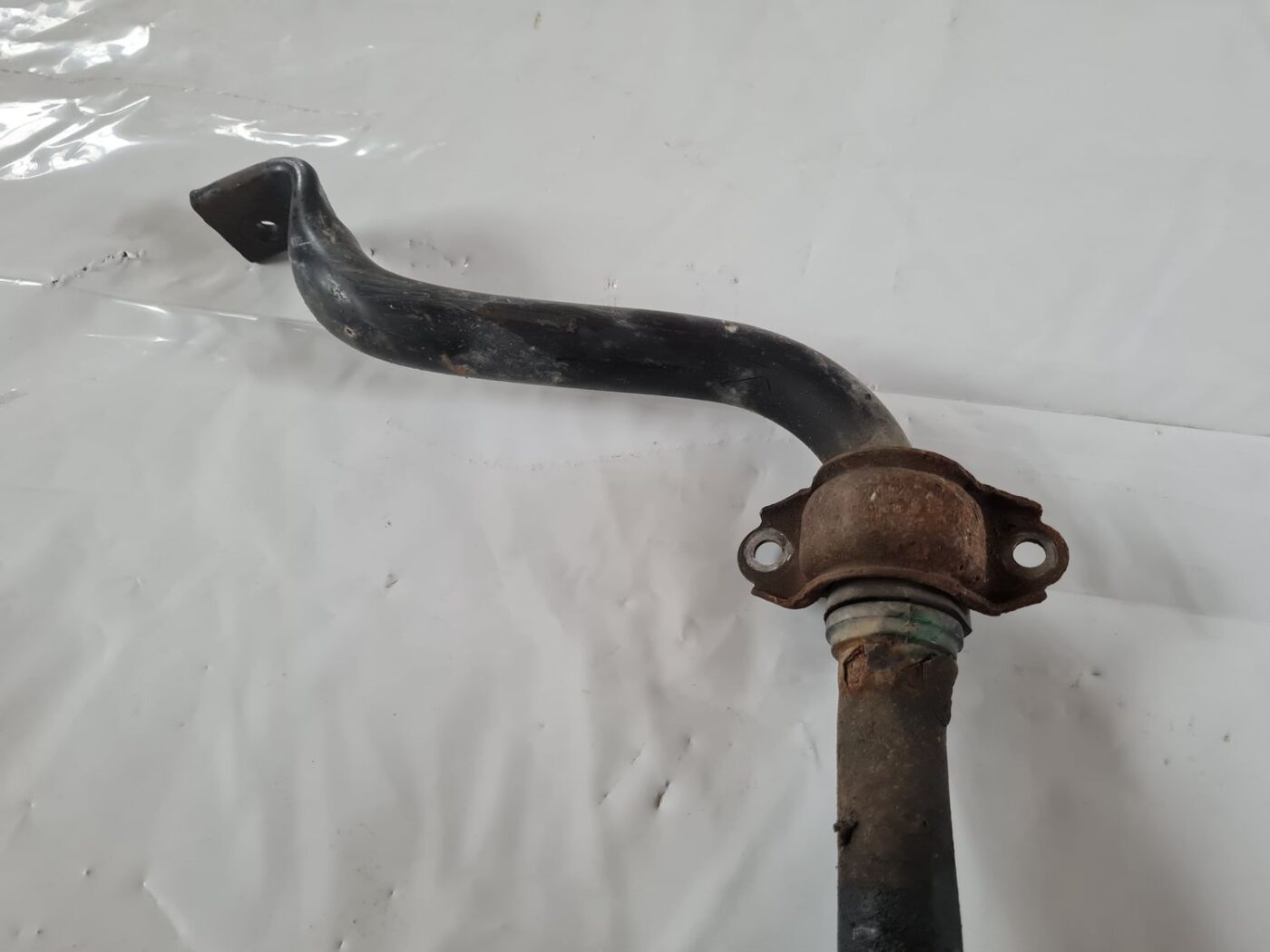 Priekšējais stabilizators priekš VW PASSAT 2004 UNIVERSAL GREY 2 Priekšējais stabilizators priekš VW PASSAT 2004 UNIVERSAL GREY