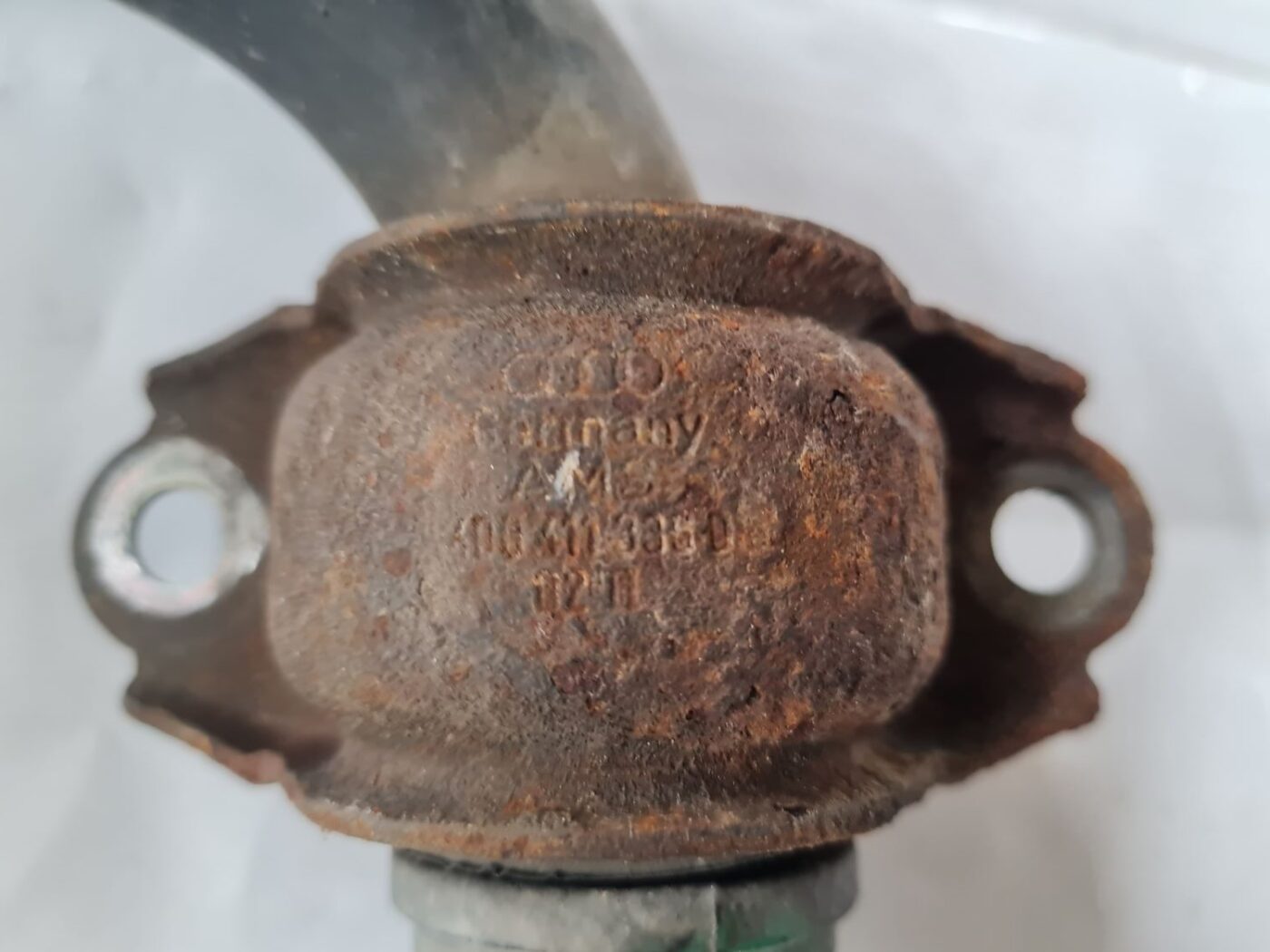 Priekšējais stabilizators priekš VW PASSAT 2004 UNIVERSAL GREY 4 Priekšējais stabilizators priekš VW PASSAT 2004 UNIVERSAL GREY