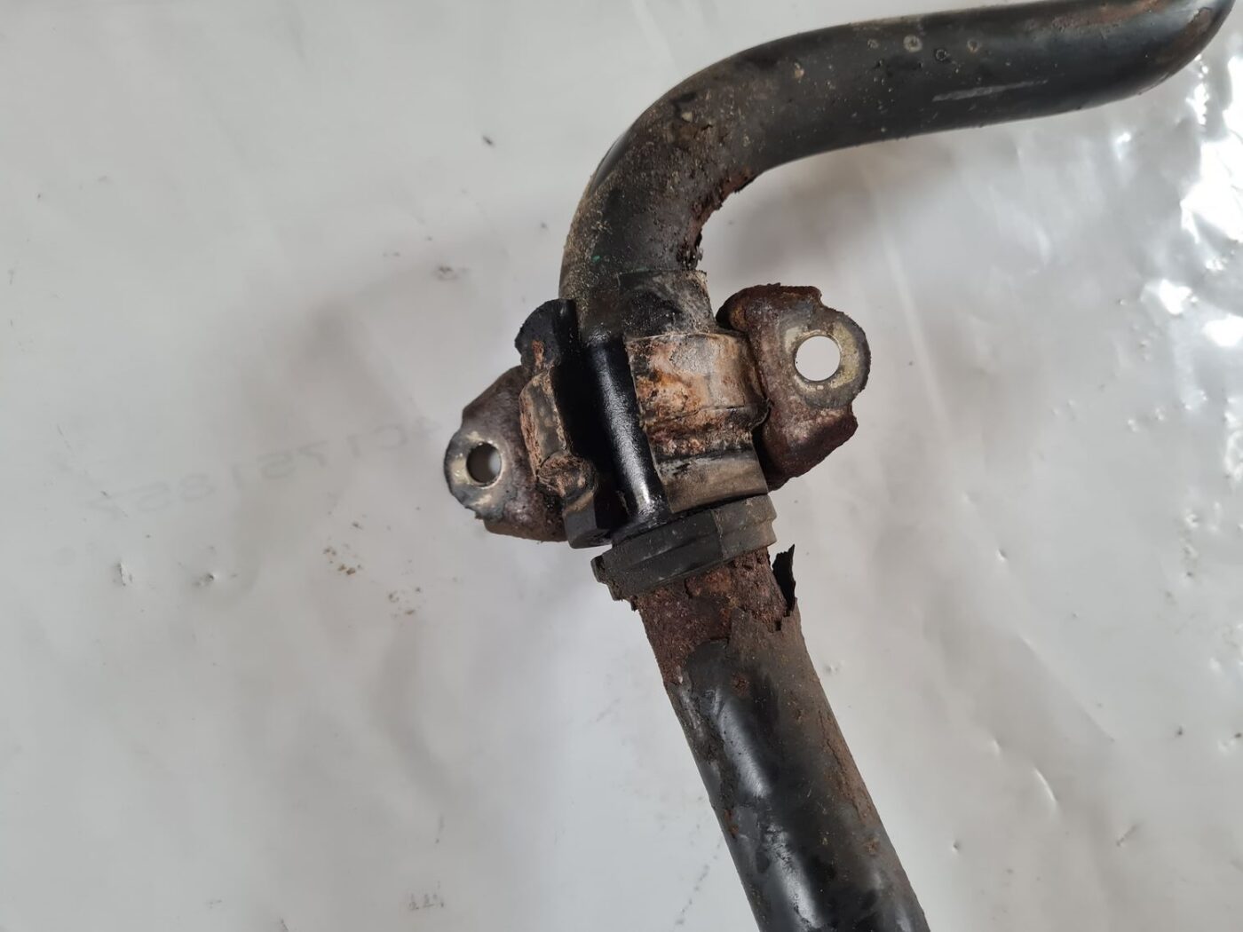 Priekšējais stabilizators priekš VW PASSAT 2004 UNIVERSAL GREY 3 Priekšējais stabilizators priekš VW PASSAT 2004 UNIVERSAL GREY