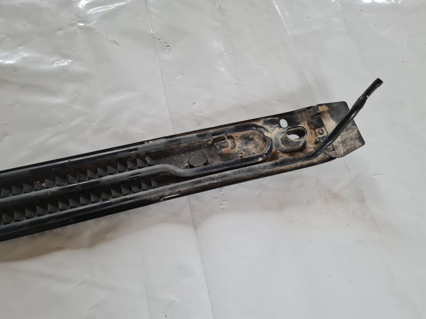 Degvielas dzēsēšanas radiators priekš VW PASSAT 2004 UNIVERSAL GREY 2 Degvielas dzēsēšanas radiators priekš VW PASSAT 2004 UNIVERSAL GREY