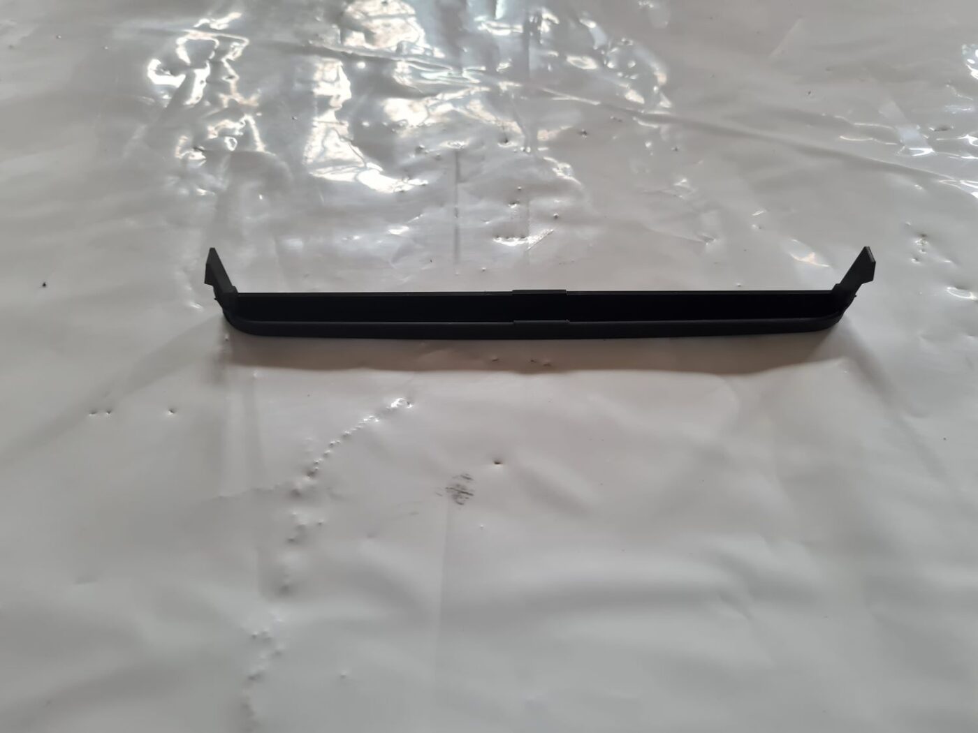 Mērinstrumentu paneļa dekoratīvā uzlika priekš VW PASSAT 2004 UNIVERSAL GREY 4 Mērinstrumentu paneļa dekoratīvā uzlika priekš VW PASSAT 2004 UNIVERSAL GREY