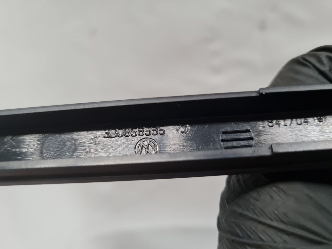 Mērinstrumentu paneļa dekoratīvā uzlika priekš VW PASSAT 2004 UNIVERSAL GREY 3 Mērinstrumentu paneļa dekoratīvā uzlika priekš VW PASSAT 2004 UNIVERSAL GREY