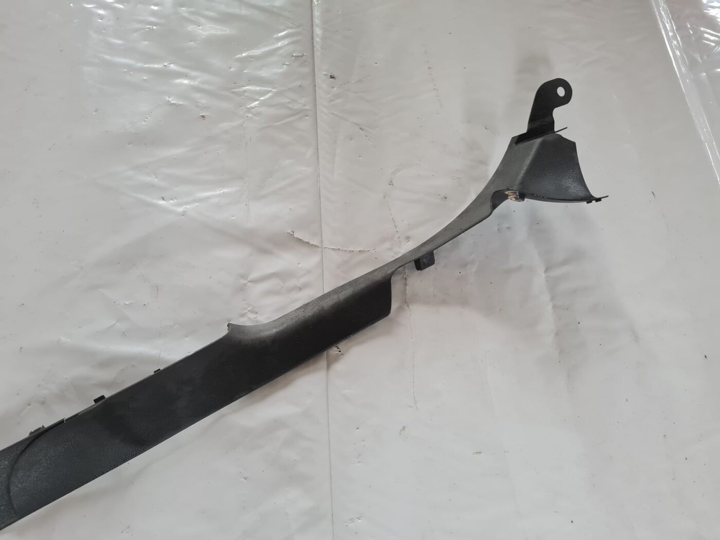 Sliekšņa laba uzlika priekš VW PASSAT 2004 UNIVERSAL GREY 8 Sliekšņa laba uzlika priekš VW PASSAT 2004 UNIVERSAL GREY