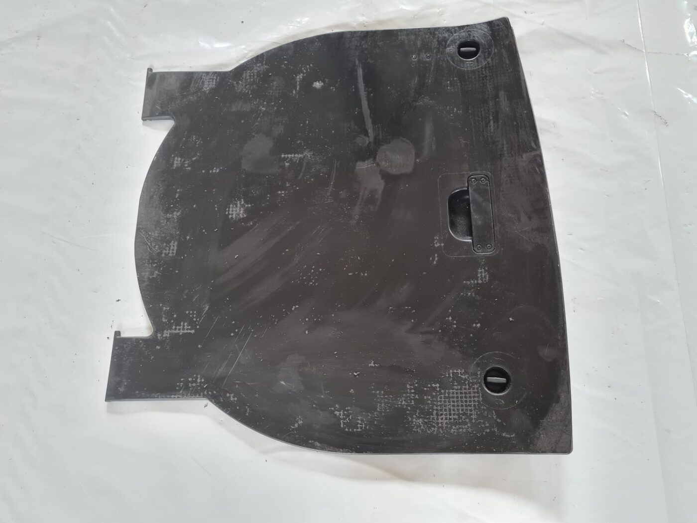 Bagāžnieka grīda priekš VW PASSAT 2004 UNIVERSAL GREY 2 Bagāžnieka grīda priekš VW PASSAT 2004 UNIVERSAL GREY