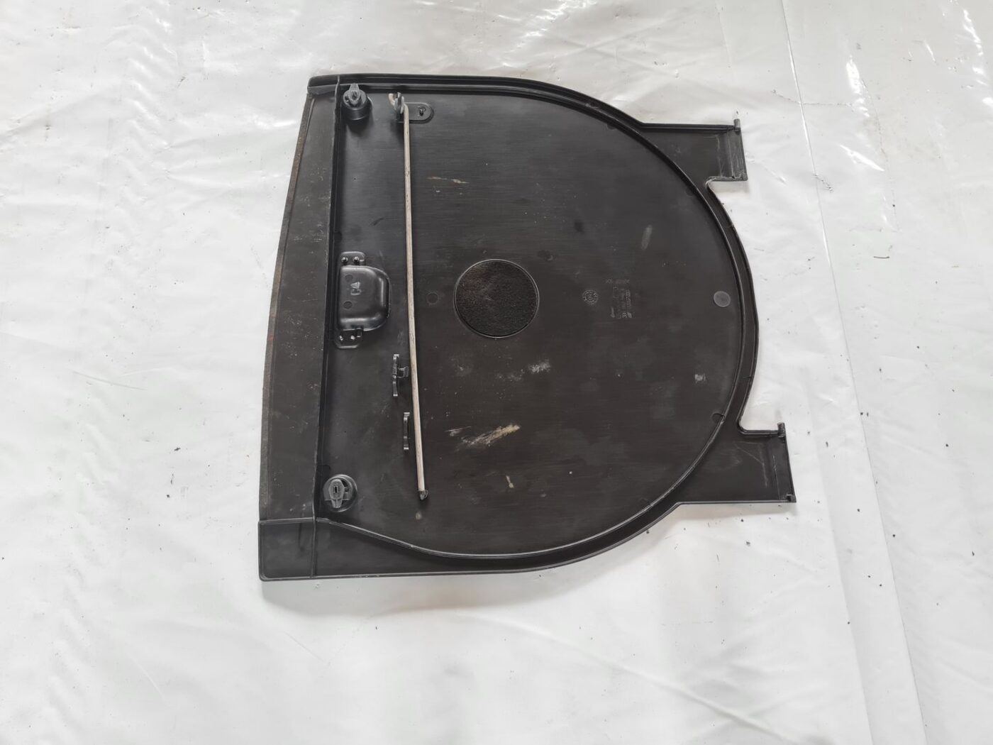 Bagāžnieka grīda priekš VW PASSAT 2004 UNIVERSAL GREY 4 Bagāžnieka grīda priekš VW PASSAT 2004 UNIVERSAL GREY